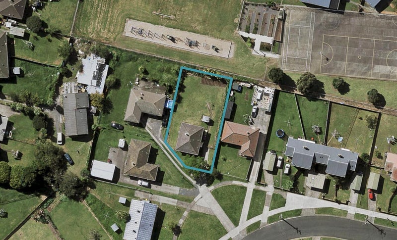 12 Rongomai Road, Otara, Auckland - Carousel 1
