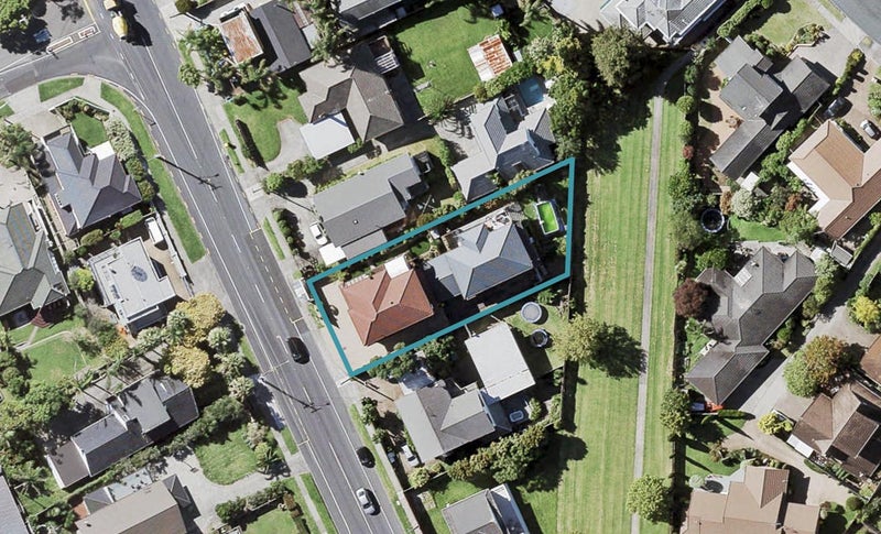 2/186 Bucklands Beach Road, Bucklands Beach, Auckland - Carousel 1