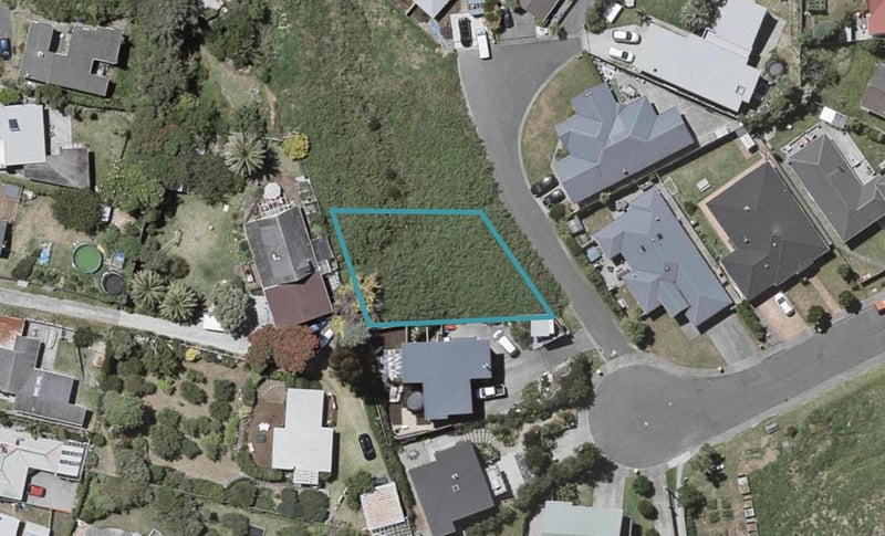 32 Rainbow Court, Raumati South, Paraparaumu - Carousel 1