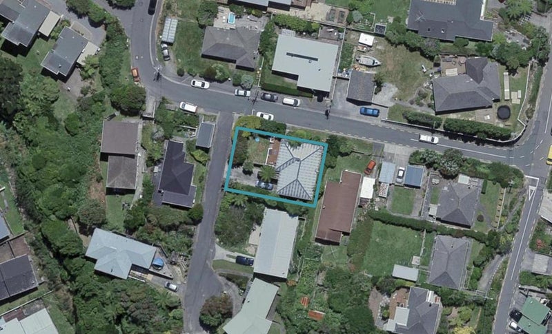 98 Woodland Road, Johnsonville, Wellington - Carousel 1