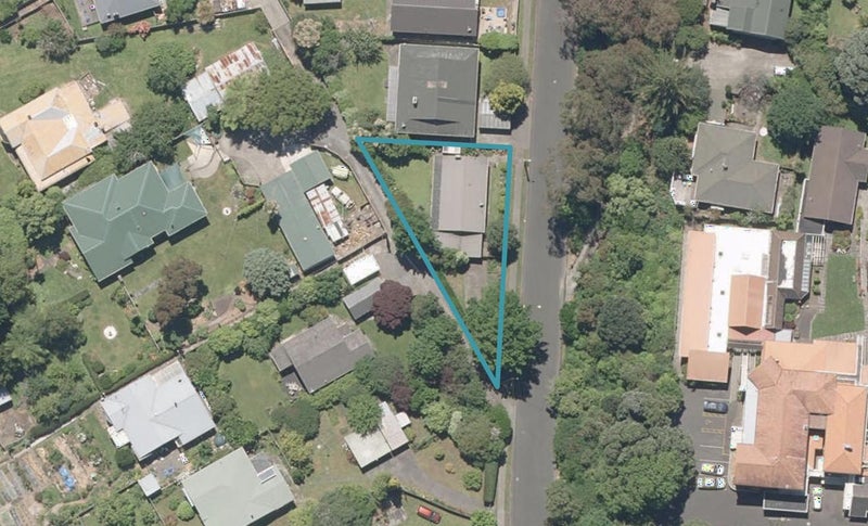 23A Ikitara Road, Whanganui East, Whanganui - Carousel 1