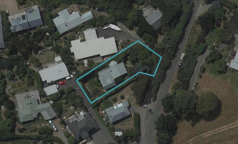 51 Andersons Road, Charteris Bay, Lyttelton - Carousel 1