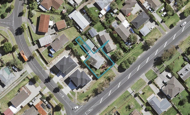 2/325 Swanson Road, Ranui, Auckland - Carousel 1