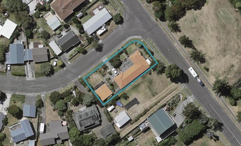 40 Eruini ST, WAIKANAE BEACH, WAIKANAE  - Carousel 1