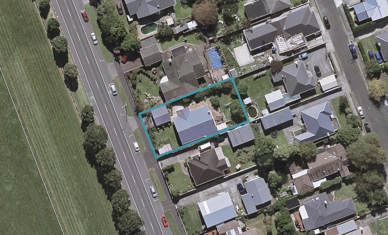171 Coronation Avenue, Welbourn, New Plymouth - Carousel 1