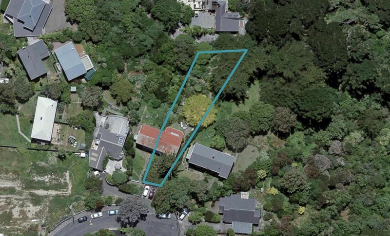 9 Lyons Crescent, Strathmore Park, Wellington - Carousel 1