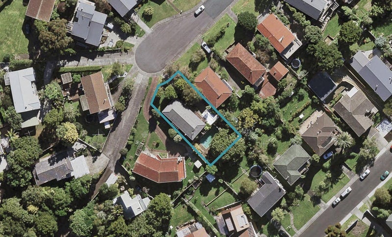 23 Welland Place, Hillcrest, Auckland - Carousel 1