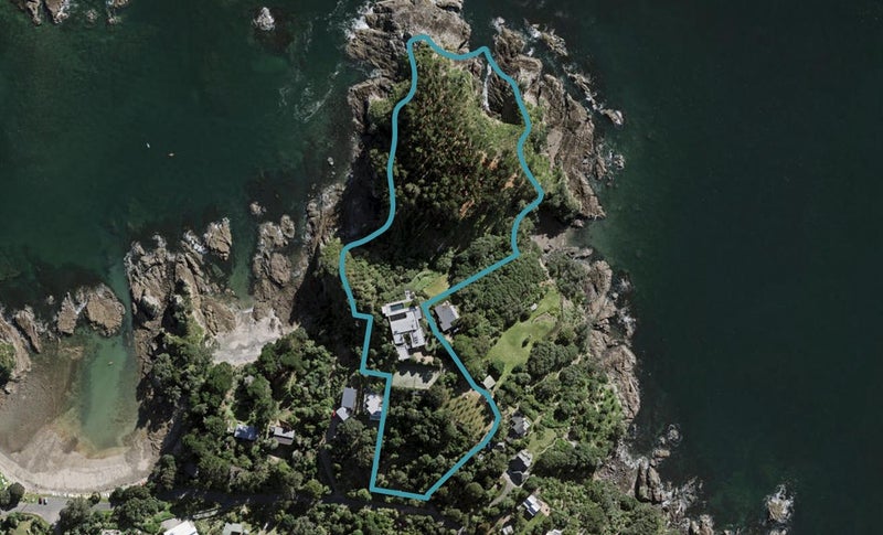 57 Great Barrier Road, Oneroa, Waiheke Island - Carousel 1