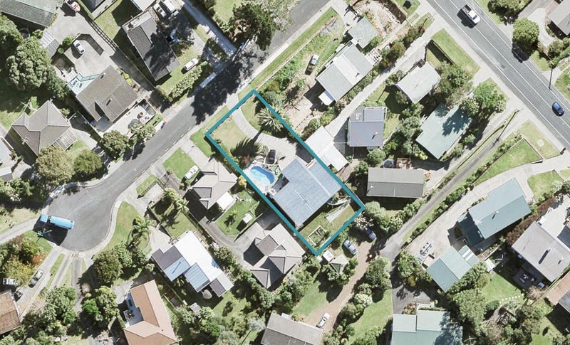 3 Moera Place, Stanmore Bay, Whangaparaoa - Carousel 1