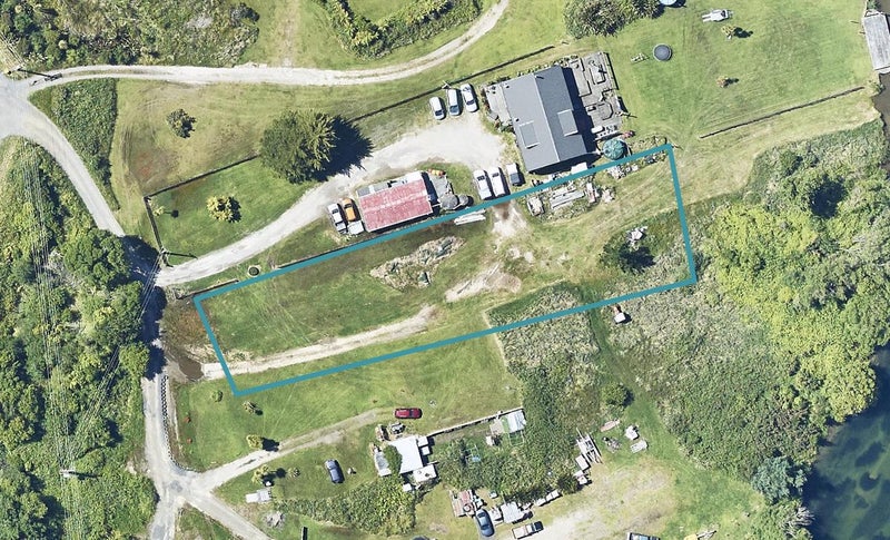 5 Rangitaitaia Road, MOUREA, ROTORUA - Carousel 1