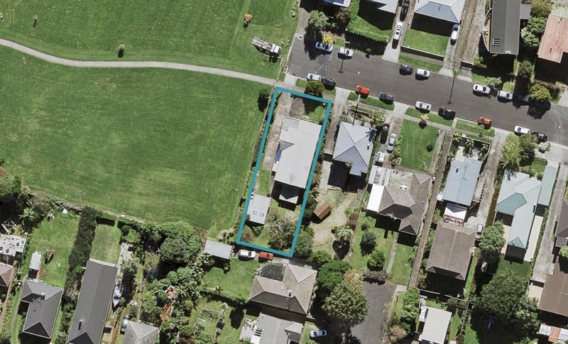 34 Fergusson Avenue, Sandringham, Auckland - Carousel 1
