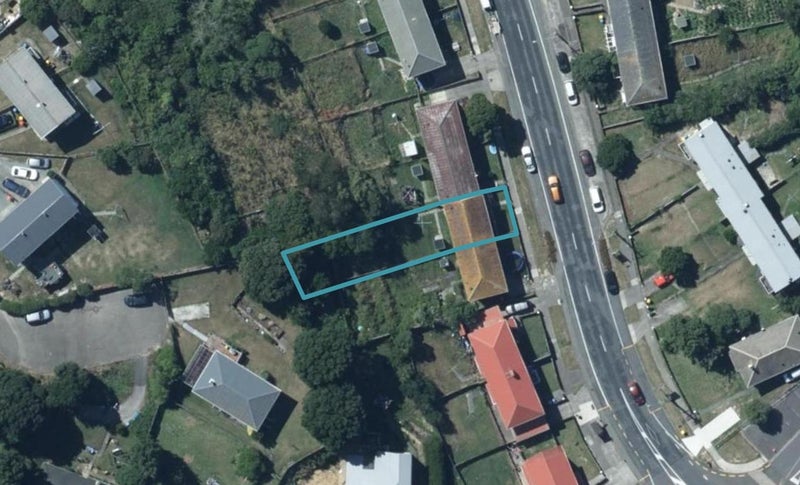 198 Champion Street, Cannons Creek, Porirua - Carousel 1