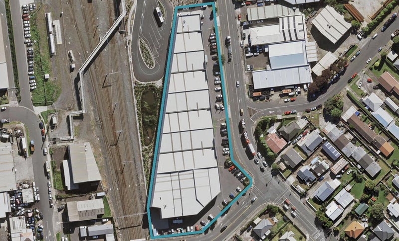 37 Walmsley Road, Ōtāhuhu, Auckland - Carousel 1