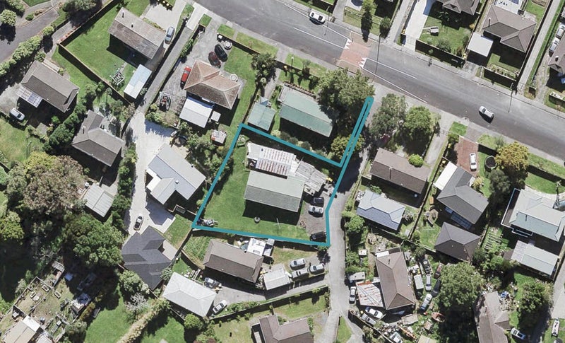 26 Kelman Road, Kelston, Auckland - Carousel 1