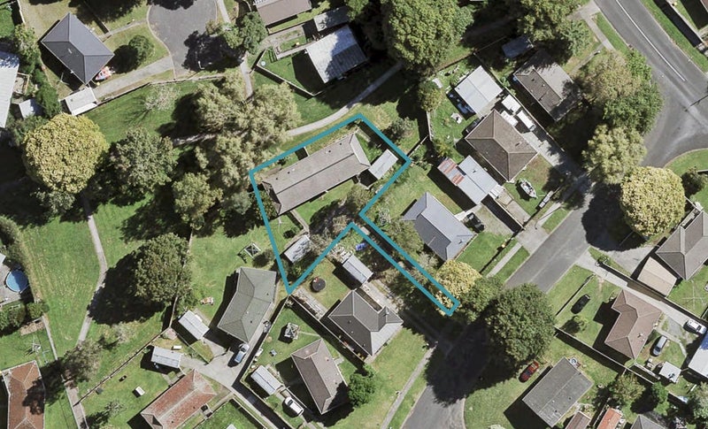 7 Galilee Avenue, Red Hill, Papakura - Carousel 1