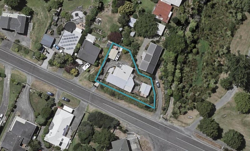 27 Makora Road, Otaihanga, Paraparaumu - Carousel 1