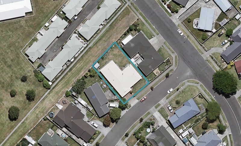 4 Alan Styles Place, Greenmeadows, Napier - Carousel 1