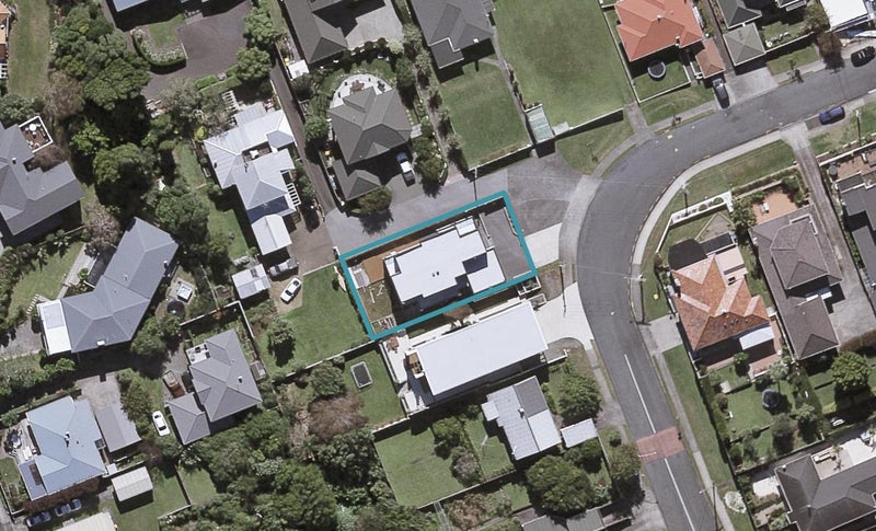 24 Lismore Street, Strandon, New Plymouth - Carousel 1
