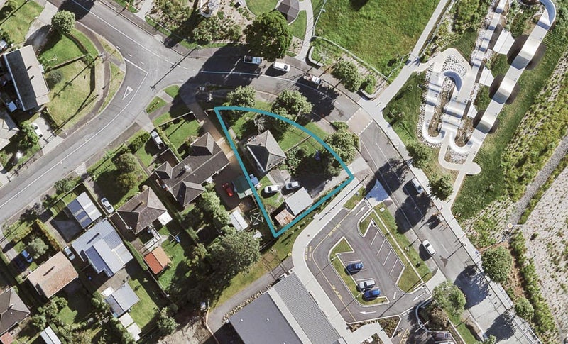 20 Herdman Street, Waterview, Auckland - Carousel 1