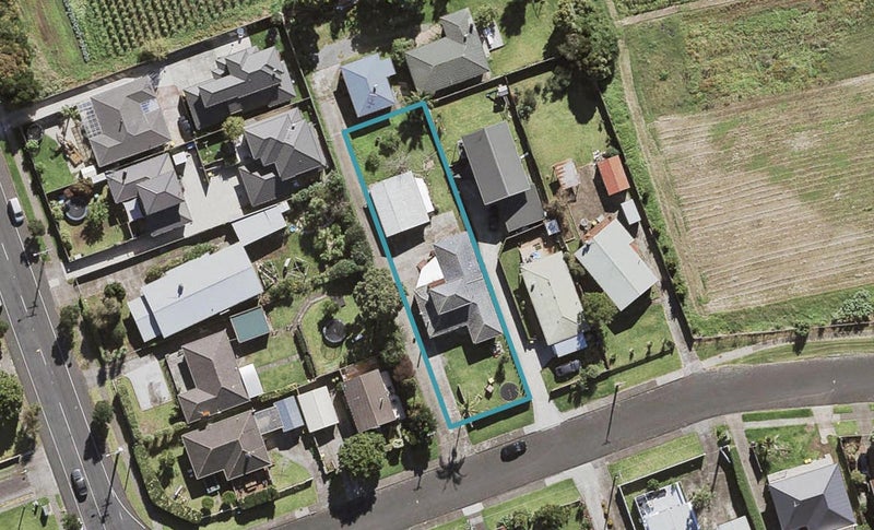 6 Ridgemount Rise, Mangere Bridge, Auckland - Carousel 1