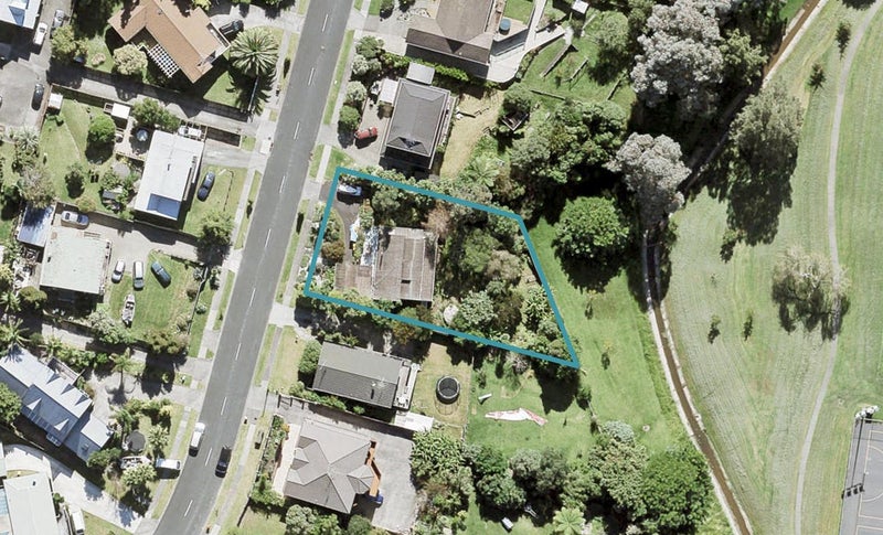 24 Polkinghorne Drive, Manly, Whangaparaoa - Carousel 1