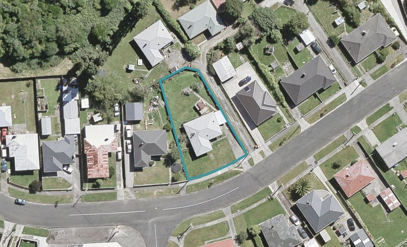 70 Delaney Drive, Stokes Valley, Lower Hutt - Carousel 1