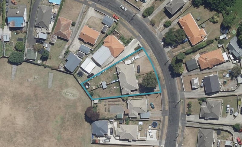 23 Churchill Avenue, Maeroa, Hamilton - Carousel 1