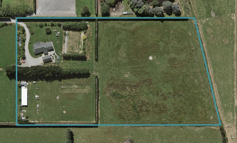 841 North Road, Lorneville, Invercargill - Carousel 1