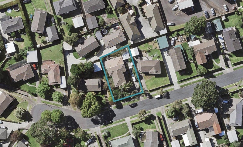 35 Lisa Rise, Half Moon Bay, Auckland - Carousel 1