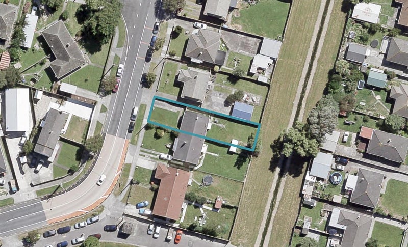 212 Naenae Road, Naenae, Lower Hutt - Carousel 1