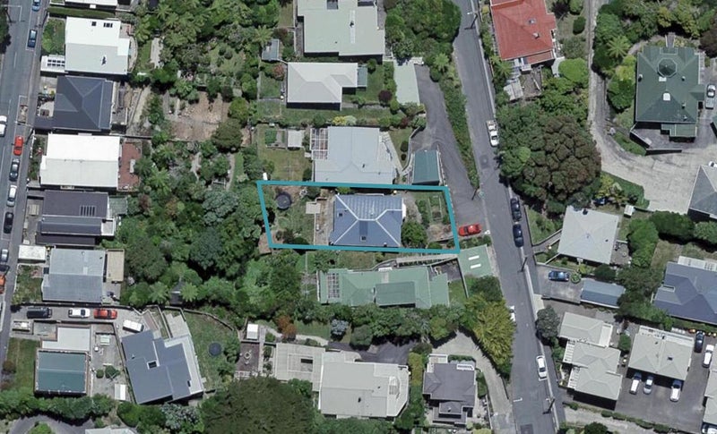 20 Mana Street, Vogeltown, Wellington - Carousel 1
