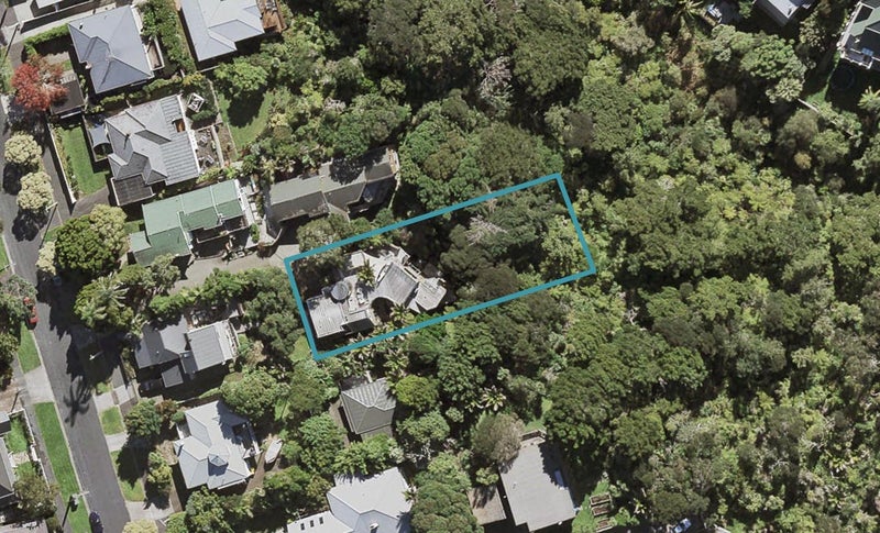 26A Seaview Avenue, Northcote, Auckland - Carousel 1
