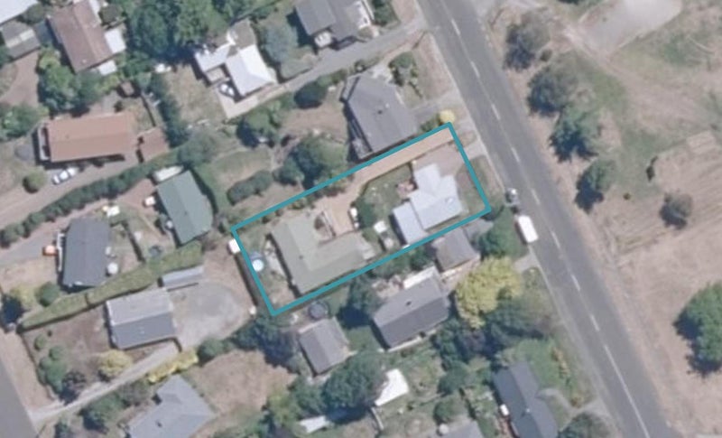 2/39 Kōtare Street, Hilltop, Taupō - Carousel 1