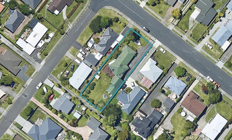 9 Iles Road, Lynmore, Rotorua - Carousel 1