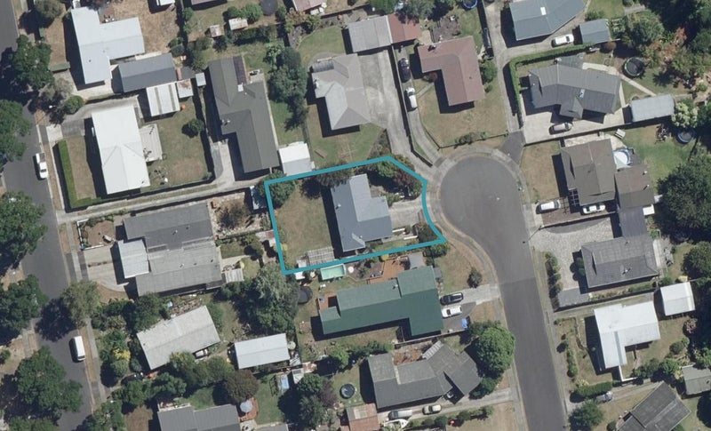 11 Kohekohe Place, Pukete, Hamilton - Carousel 1