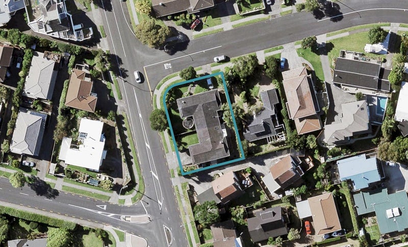 214 Clovelly Road, Bucklands Beach, Auckland - Carousel 1