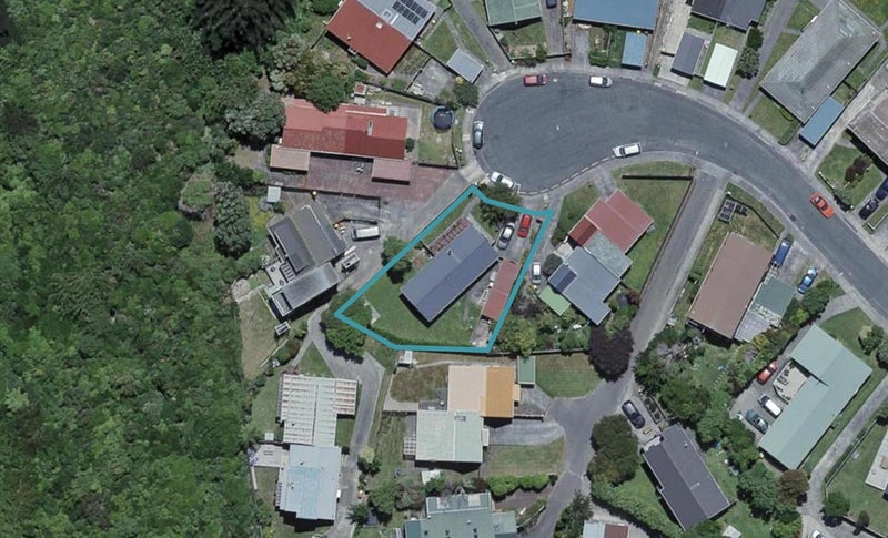 21 Kingsbridge Place, Newlands, Wellington - Carousel 1
