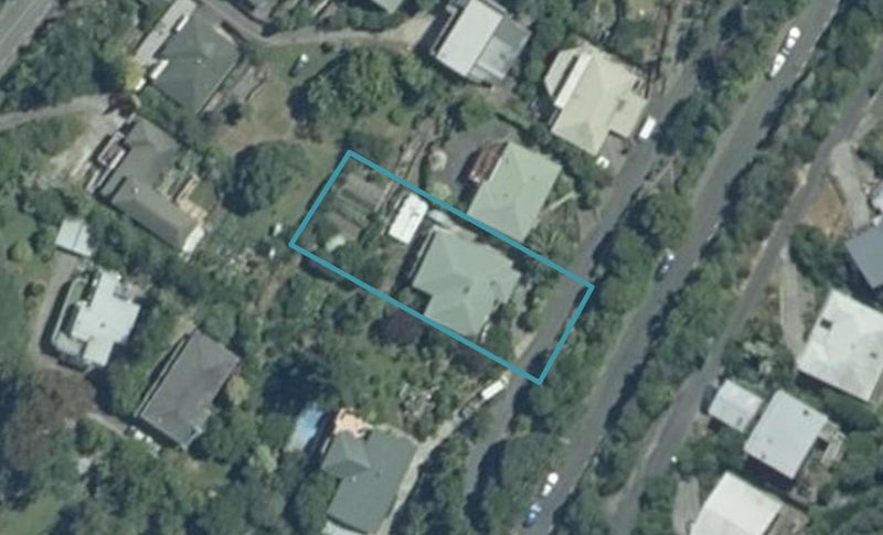 13 Orakei Street, Tahunanui, Nelson - Carousel 1