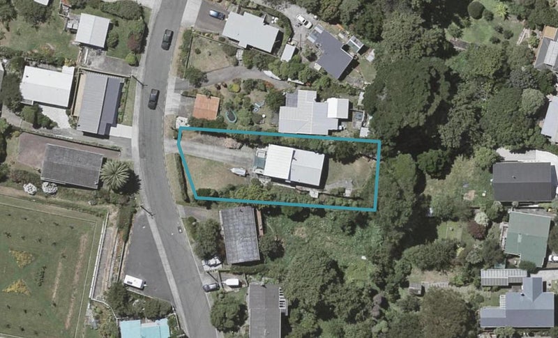 52 Glen Road, Raumati South, Paraparaumu - Carousel 1
