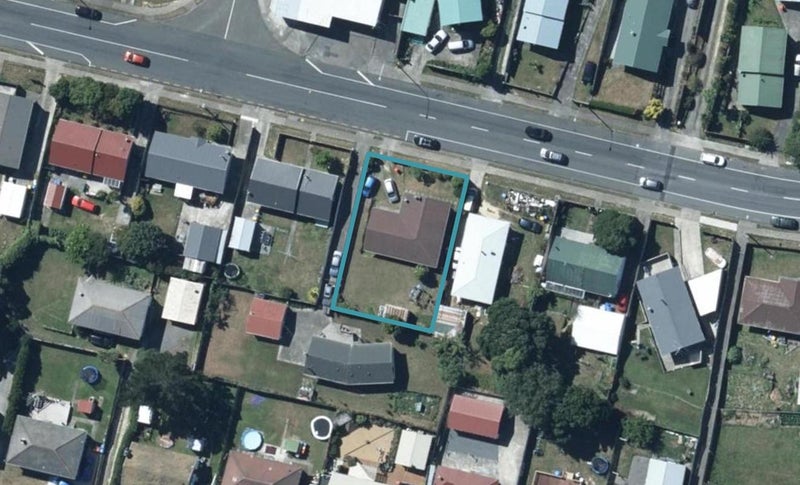413 Warspite Avenue, Ascot Park, Porirua - Carousel 1