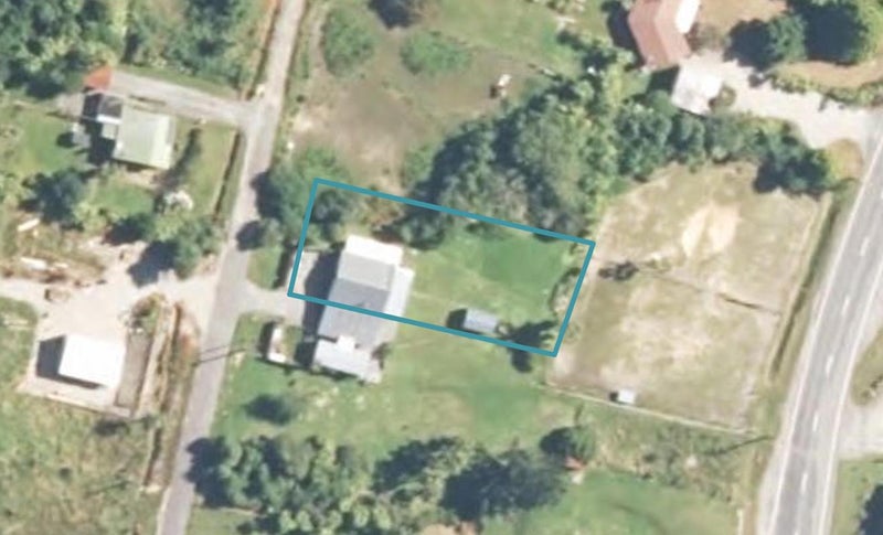 9 Oxford Street, Taylorville, Greymouth - Carousel 1