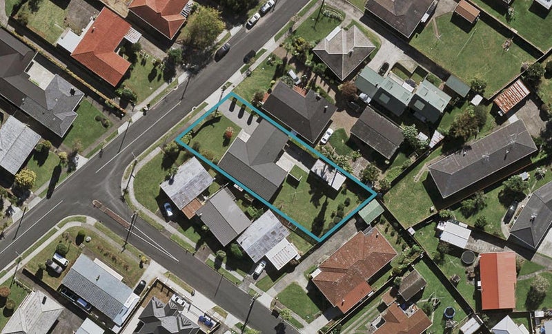 23 Buckingham Crescent, Manukau, Auckland - Carousel 1