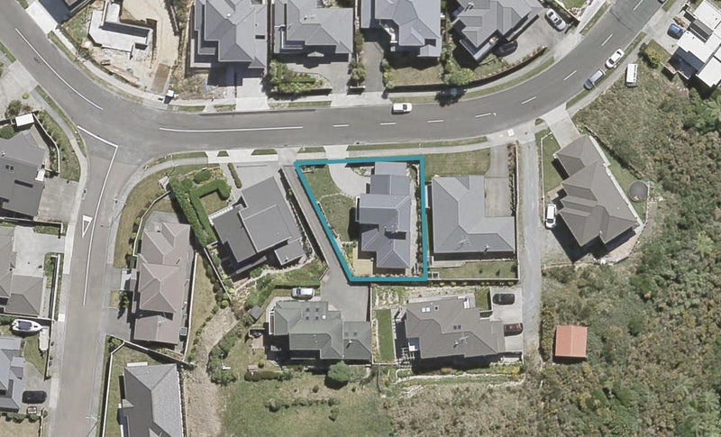 107 Cypress Drive, Maungaraki, Lower Hutt - Carousel 1