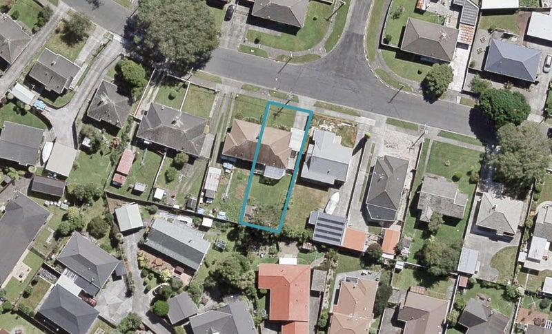 18 Pilcher Crescent, Naenae, Lower Hutt - Carousel 1