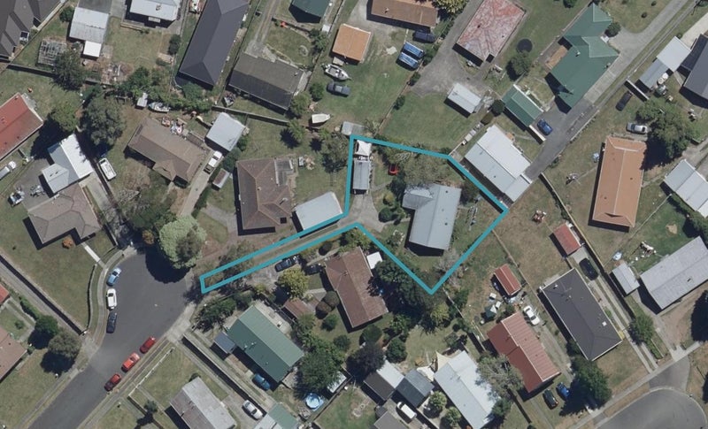 14 Johannes Court, Nawton, Hamilton - Carousel 1
