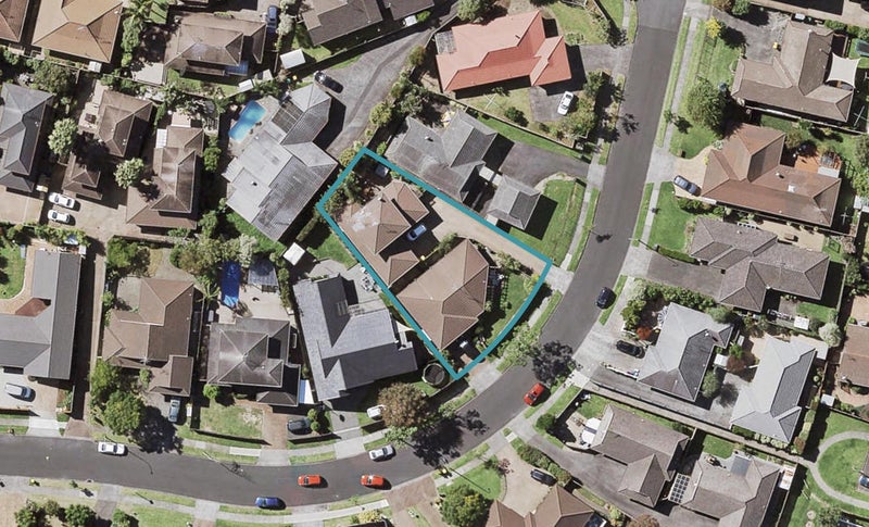 2/18 Britannia Place, Half Moon Bay, Auckland - Carousel 1