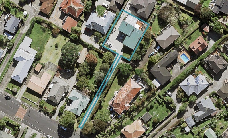15 Olsen Avenue, Hillsborough, Auckland - Carousel 1