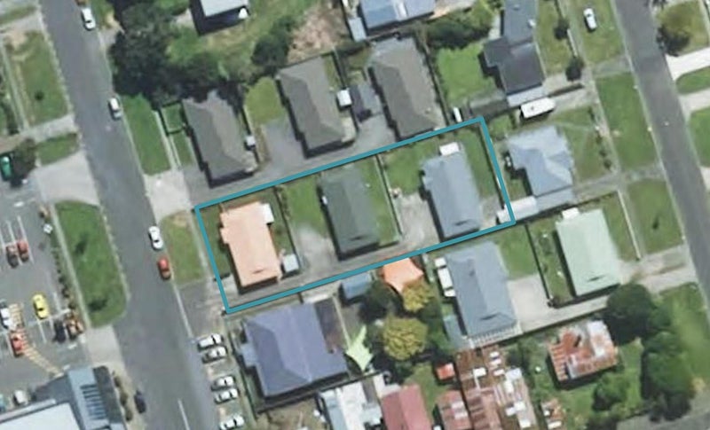 38 Orlando Street, Stratford, Stratford - Carousel 1