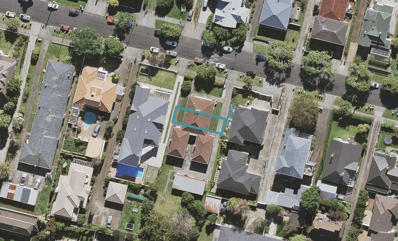 3/12 King Edward Avenue, Epsom, Auckland - Carousel 1