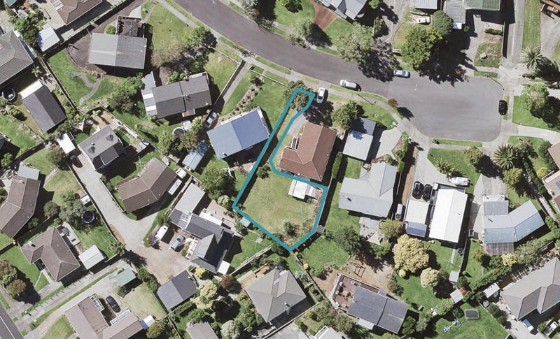 19A Malvina Place, Bucklands Beach, Auckland - Carousel 1